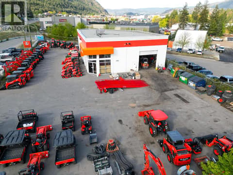 Photo 4 of 1090 Stevens Road, West Kelowna Estates