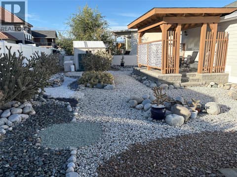 Backyard at 6940 Cabernet Place, Oliver