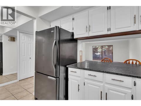 Photo 10 of 1675 Thayer Court Unit# 3, Glenmore, Kelowna