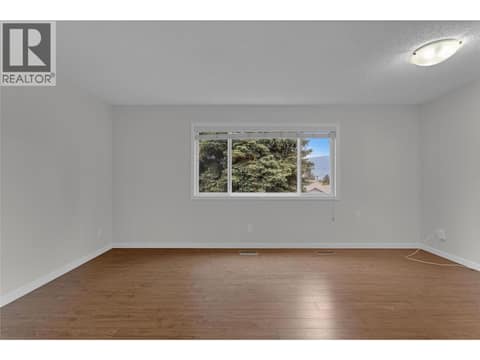Photo 16 of 1675 Thayer Court Unit# 3, Glenmore, Kelowna