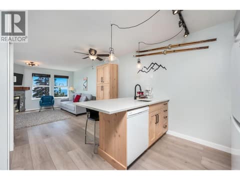 Photo 15 of 155 Silver Lode Lane Unit# 368, Silver Star, Vernon