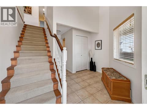 Photo 7 of 1380 Loseth Drive, Black Mountain, Kelowna