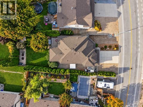 Aerial view at 1380 Loseth Drive, Black Mountain, Kelowna