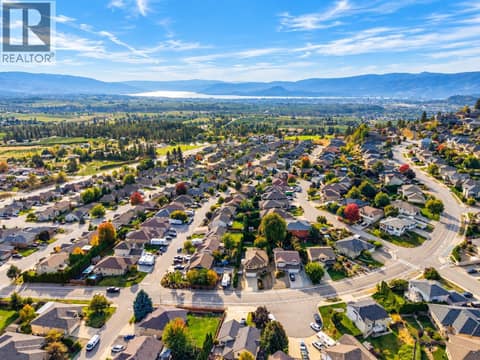 FANTASTIC NEIGHBOURHOOD! at 1380 Loseth Drive, Black Mountain, Kelowna