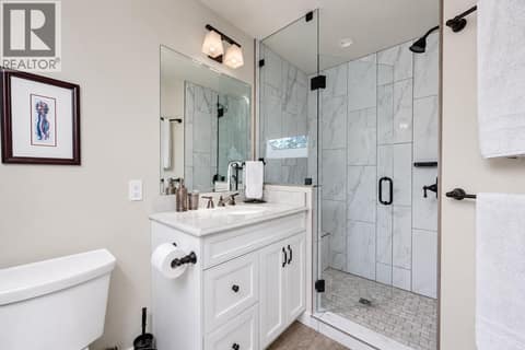 Spa like Ensuite with walk in Shower. at 2071 Abbott Street, Kelowna South