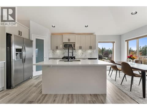 Photo 13 of 3516 Camelback Drive, Ellison, Kelowna