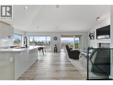 Photo 9 of 3516 Camelback Drive, Ellison, Kelowna