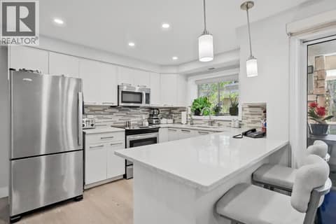 Photo 5 of 3335 Richter Street Unit# 201, Lower Mission, Kelowna