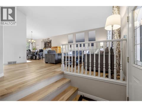 Photo 7 of 2109 Sunview Drive, West Kelowna Estates