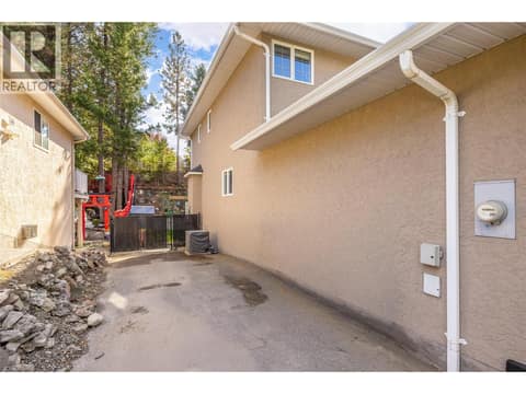 RV/Boat Parking at 2109 Sunview Drive, West Kelowna Estates