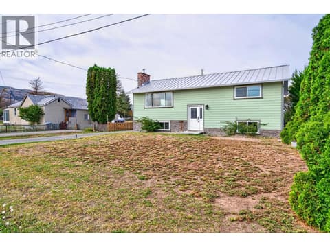Photo 33 of 828 MCBRIDE Street, Brocklehurst, Kamloops