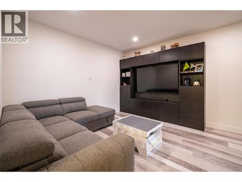 Living room in the suite at 881 Mt.Ida Drive, Middleton Mountain Vernon