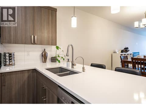 Sil granite drop sink, quartz counters at 881 Mt.Ida Drive, Middleton Mountain Vernon