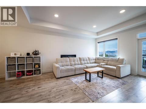 Spacious living room at 881 Mt.Ida Drive, Middleton Mountain Vernon