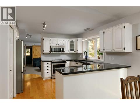 Photo 17 of 1489 Bear Creek Road, West Kelowna Estates