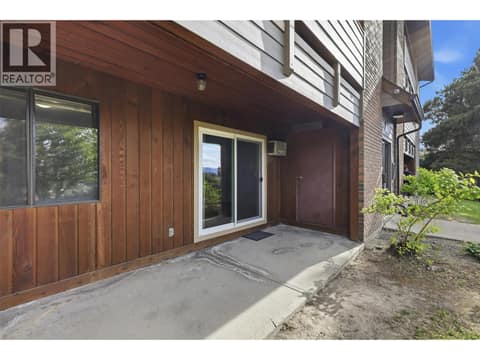 Photo 14 of 44 WHITESHIELD Crescent S Unit# 102, Sahali, Kamloops