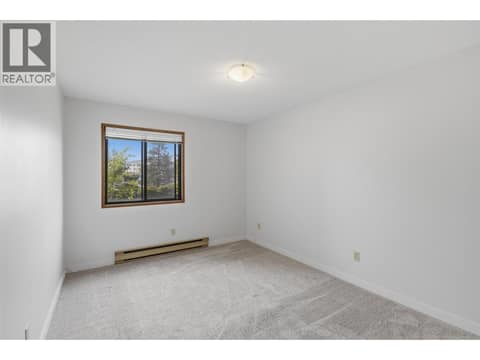 Photo 18 of 44 WHITESHIELD Crescent S Unit# 102, Sahali, Kamloops