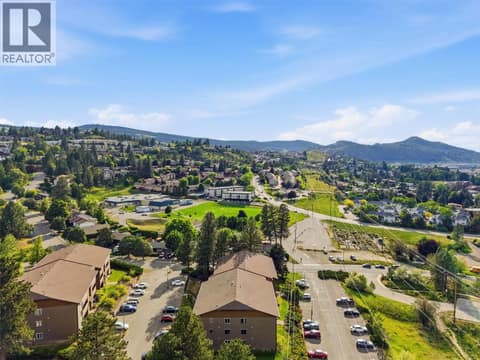 Photo 36 of 44 WHITESHIELD Crescent S Unit# 102, Sahali, Kamloops