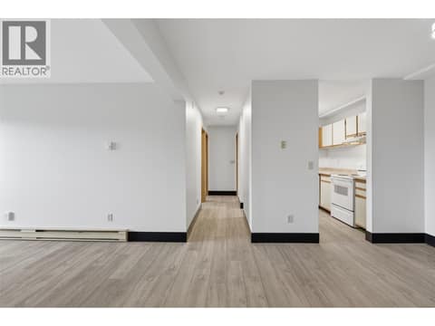 Photo 4 of 44 WHITESHIELD Crescent S Unit# 102, Sahali, Kamloops