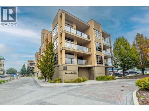 Photo 2 of 3589 Skaha Lake Road Unit# 204, Main South, Penticton