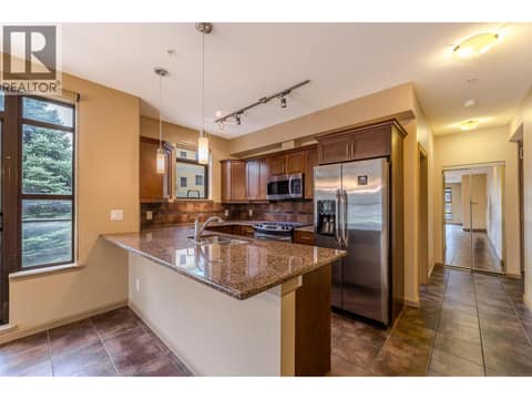 Photo 4 of 3589 Skaha Lake Road Unit# 204, Main South, Penticton
