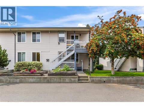 Townhouse - 2 Level - 3Bed - 3Bath - 1827sqft at 3000 Richter Street Unit# 6, Kelowna South