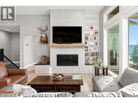 Photo 11 of 6022 Oyama Lake Road, Lake Country East / Oyama