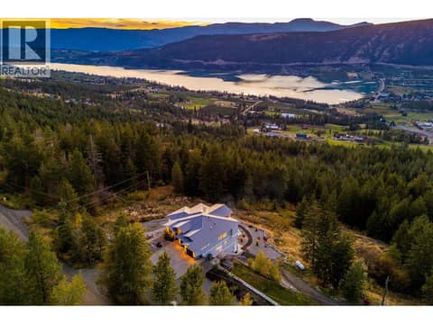 Photo 4 of 6022 Oyama Lake Road, Lake Country East / Oyama