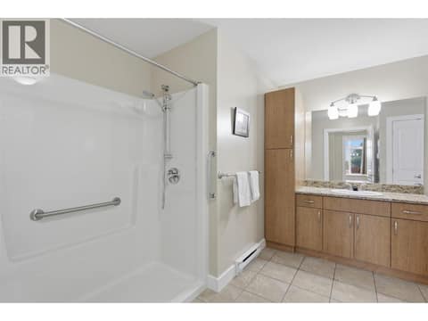 Photo 18 of 760 MAYFAIR Street Unit# 301, Brocklehurst, Kamloops