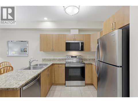 Photo 5 of 760 MAYFAIR Street Unit# 301, Brocklehurst, Kamloops