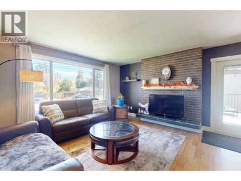 Large living room area. at 620 Ziprick Road, Rutland South, Kelowna