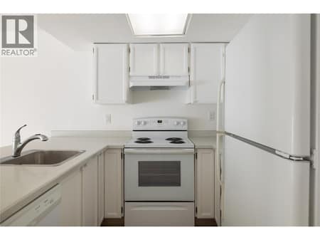 Photo 6 of 3140 Wilson Street Unit# 916, Main South, Penticton