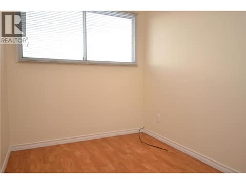 Photo 17 of 4501B 15 Avenue, South Vernon