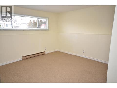 Photo 23 of 4501B 15 Avenue, South Vernon