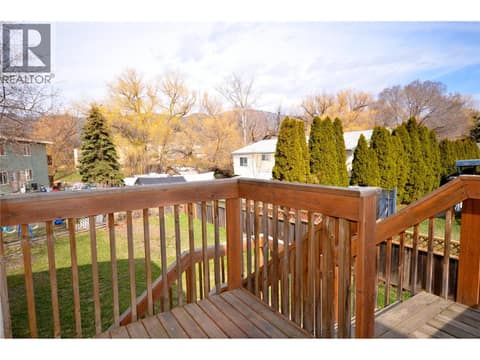 Photo 45 of 4501B 15 Avenue, South Vernon
