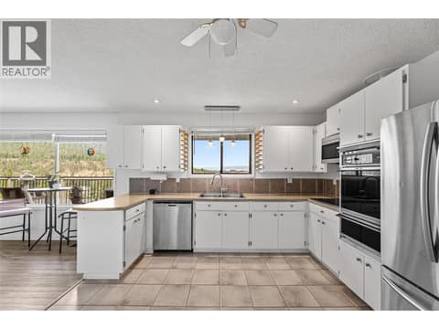 Photo 23 of 3273 McLeod Road, Glenrosa, West Kelowna