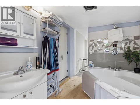 Photo 15 of 5317 Freda Avenue, Barnhartvale, Kamloops