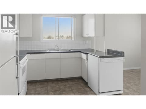 Photos taken prior. Units are now tenanted. at 2623 PARKVIEW Drive, Westsyde, Kamloops