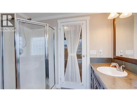 Ensuite with step in shower at 12560 Westside Road Unit# 15, Swan Lake West, Vernon