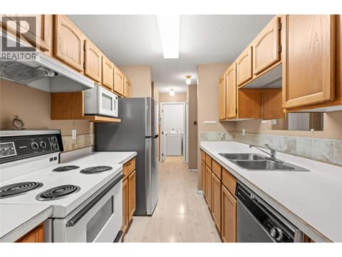 Photo 7 of 2435 Pleasant Valley Road Unit# 206, Armstrong/ Spall.
