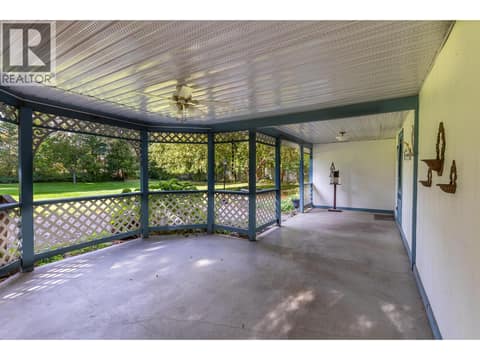 Covered patio area for suite at 3025 Patterson Street, Armstrong/ Spall.