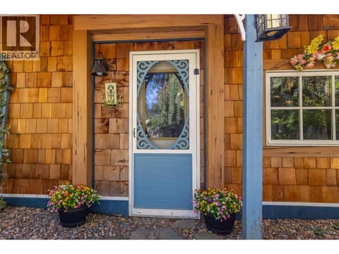 Entrance to guest suite at 3025 Patterson Street, Armstrong/ Spall.