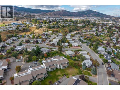Photo 32 of 137 MCGILL Road Unit# 91, Sahali, Kamloops