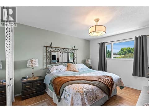 Photo 14 of 1683 SHERIDAN Drive, Westmount, Kamloops