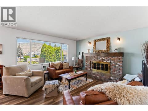 Photo 5 of 1683 SHERIDAN Drive, Westmount, Kamloops