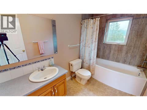 Photo 17 of 4978 TIMBERSIDE Place, Windermere, Invermere