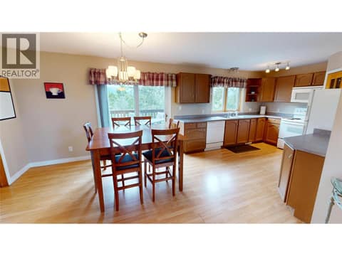 Photo 6 of 4978 TIMBERSIDE Place, Windermere, Invermere