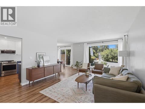 Photo 2 of 575 GLENEAGLES Drive, Sahali, Kamloops