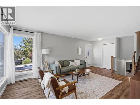 Photo 5 of 575 GLENEAGLES Drive, Sahali, Kamloops
