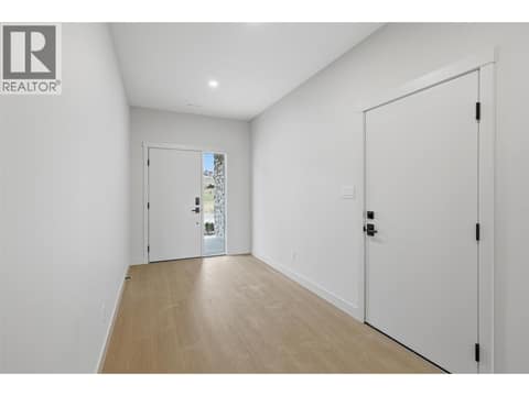 Photo 3 of 38 RUE CHEVAL NOIR Unit# 411, Tobiano, Kamloops